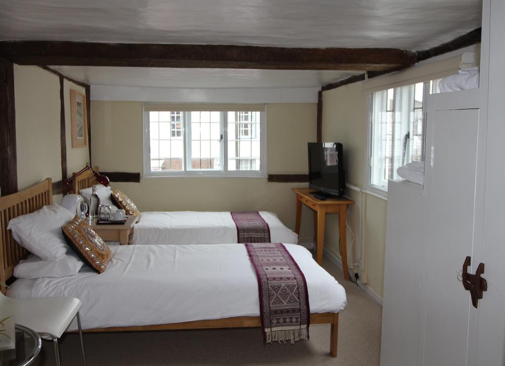 Little Dane Court Bed & Breakfast Тентърдън Стая снимка
