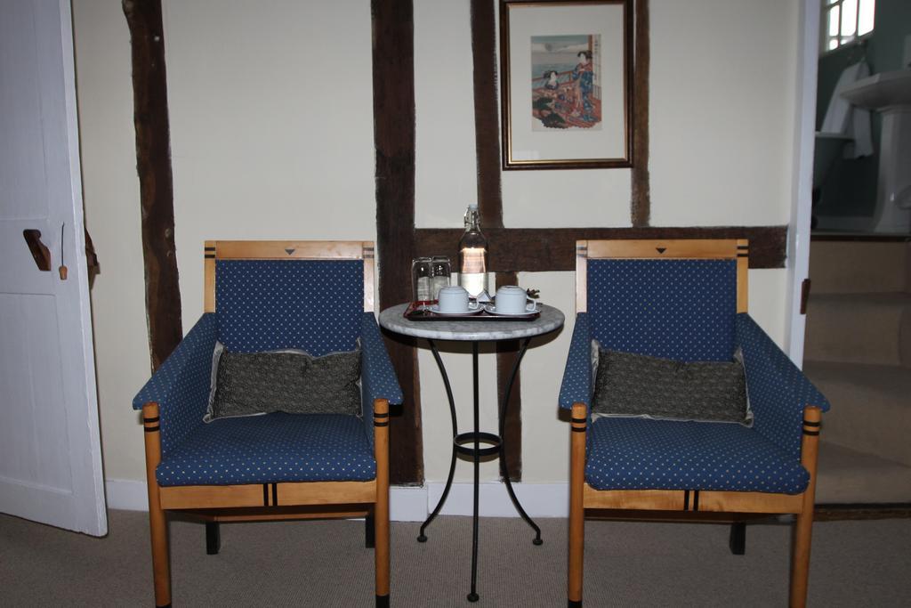 Little Dane Court Bed & Breakfast Тентърдън Стая снимка